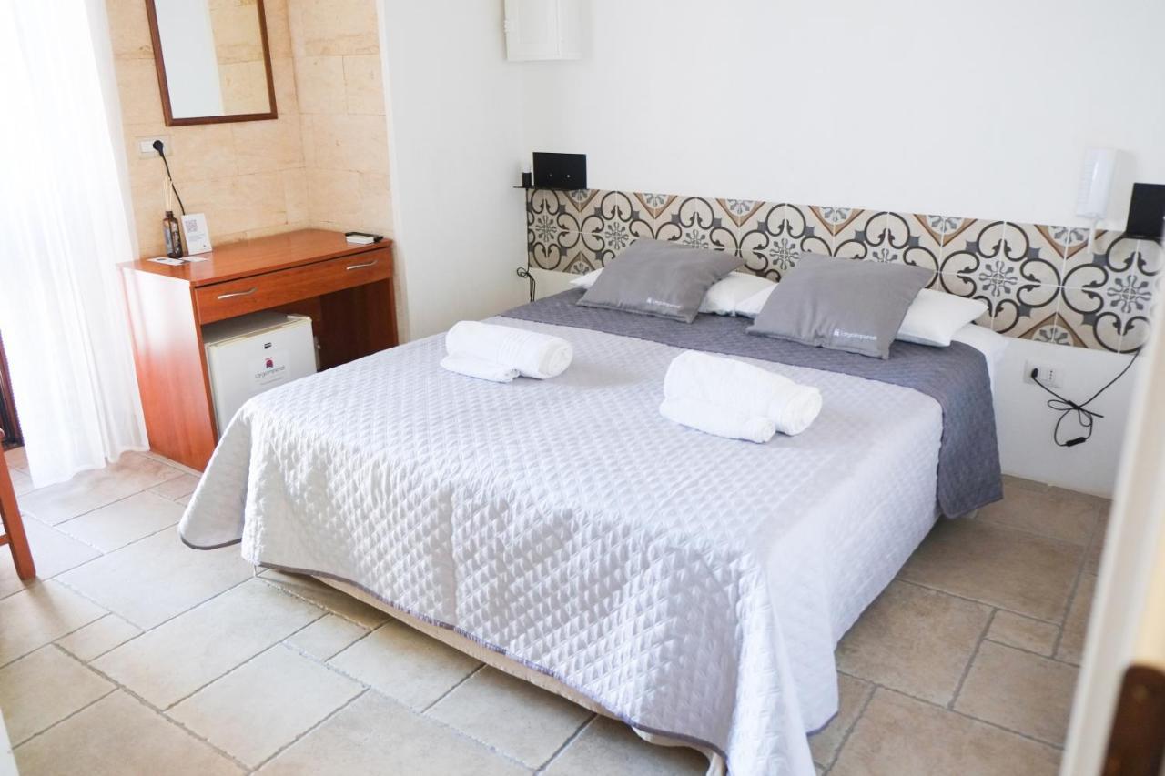 Largo Imperiali B&B Avetrana Extérieur photo